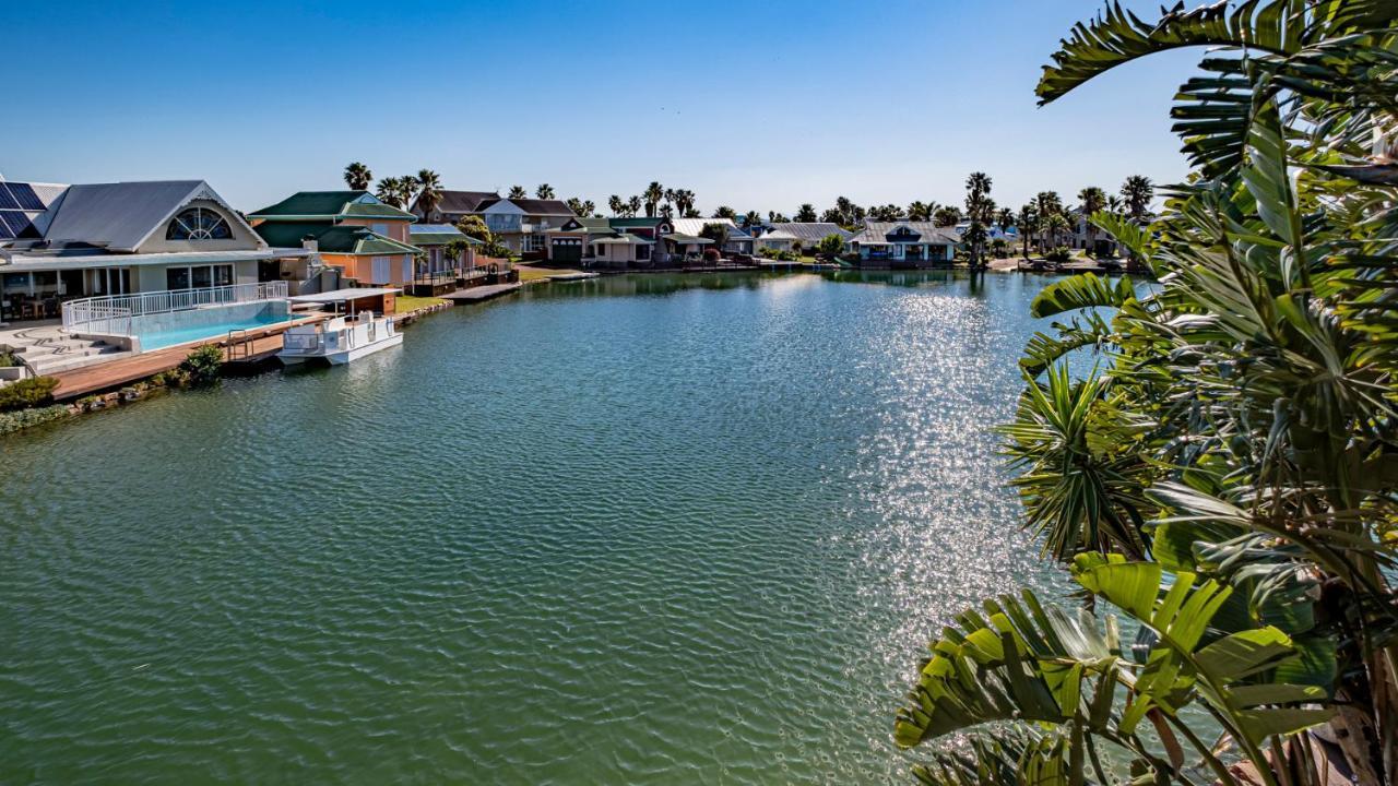 The Ark Guesthouse At Marina Martinique Jeffreys Bay Exterior foto