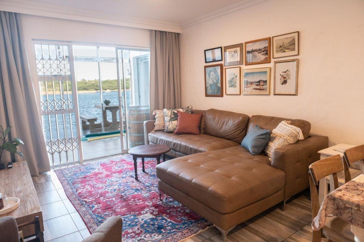 The Ark Guesthouse At Marina Martinique Jeffreys Bay Exterior foto
