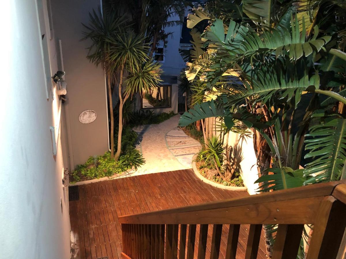 The Ark Guesthouse At Marina Martinique Jeffreys Bay Exterior foto